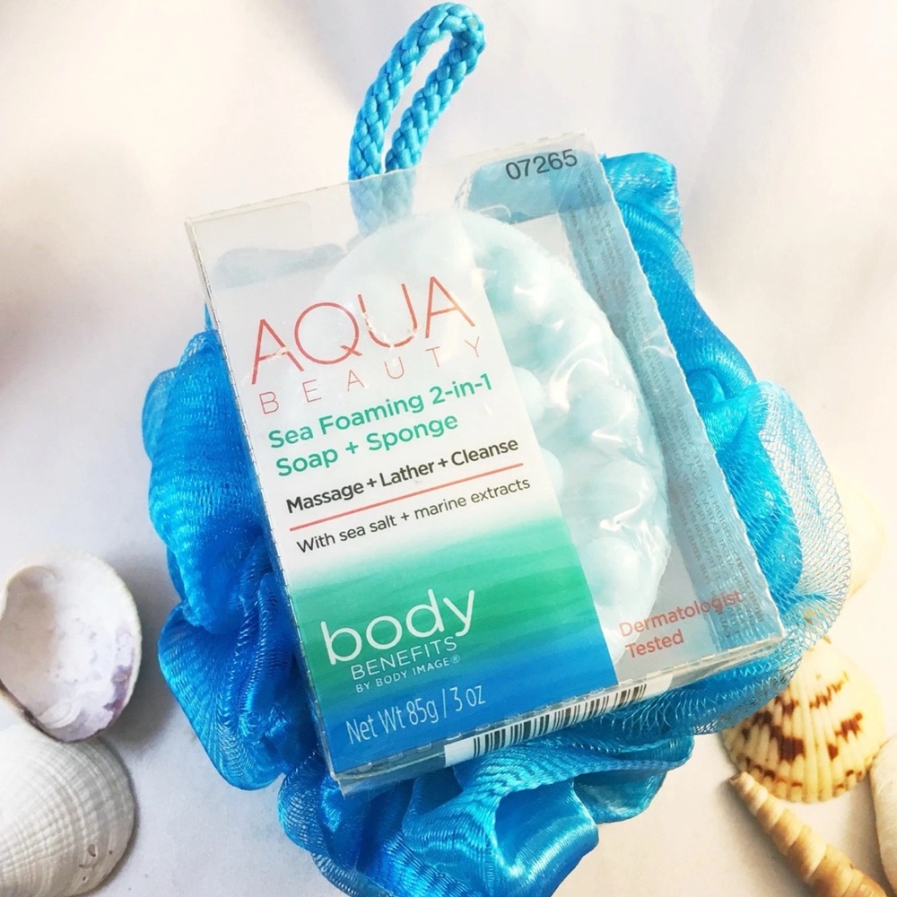 Aqua beauty Sea foaming 2-in-1 Sponge & Bar Soap NWT